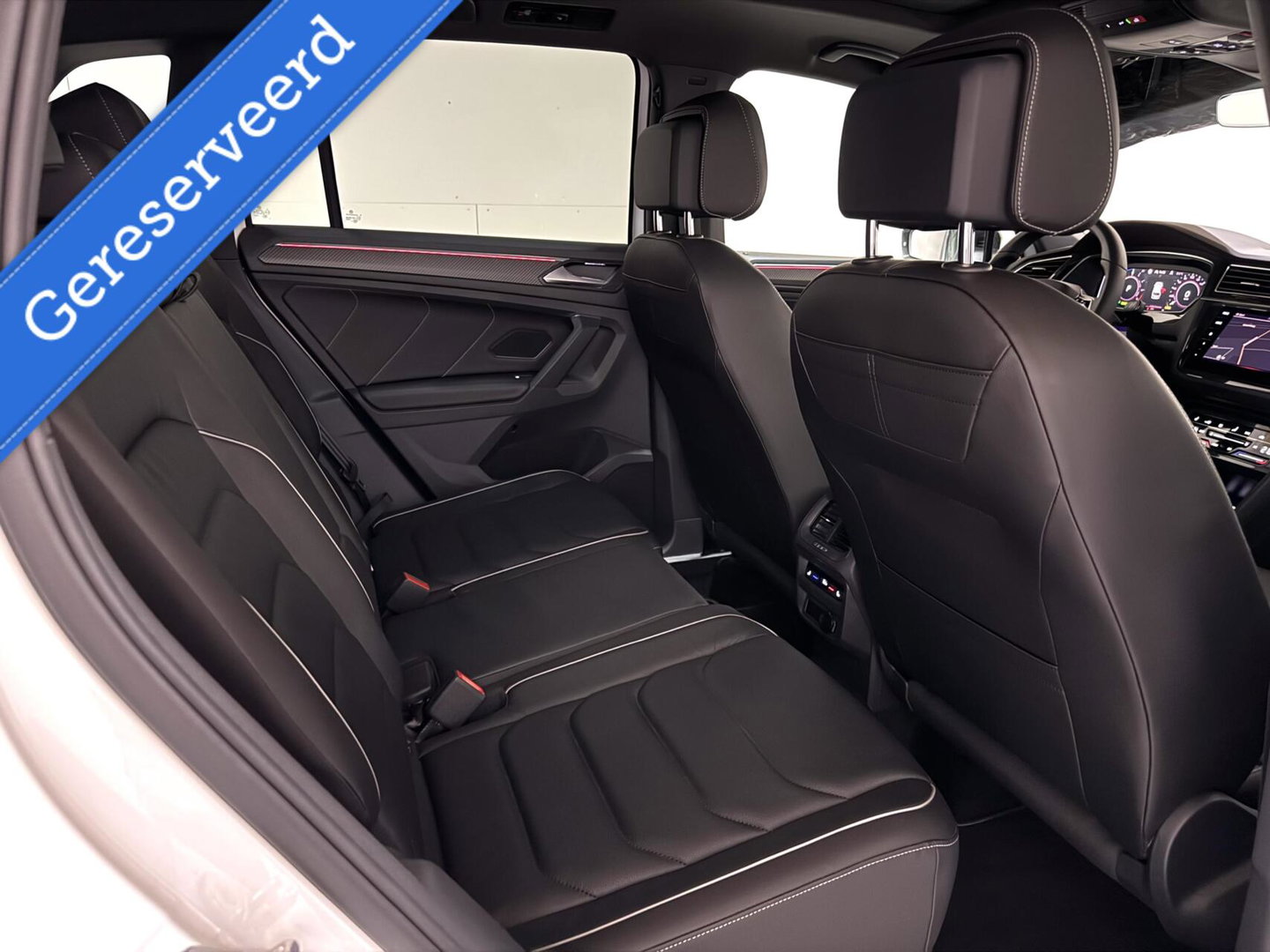 Volkswagen Tiguan 1.4 TSI eHybrid R-Line Pano Leer Sfeer Trekh. Carplay