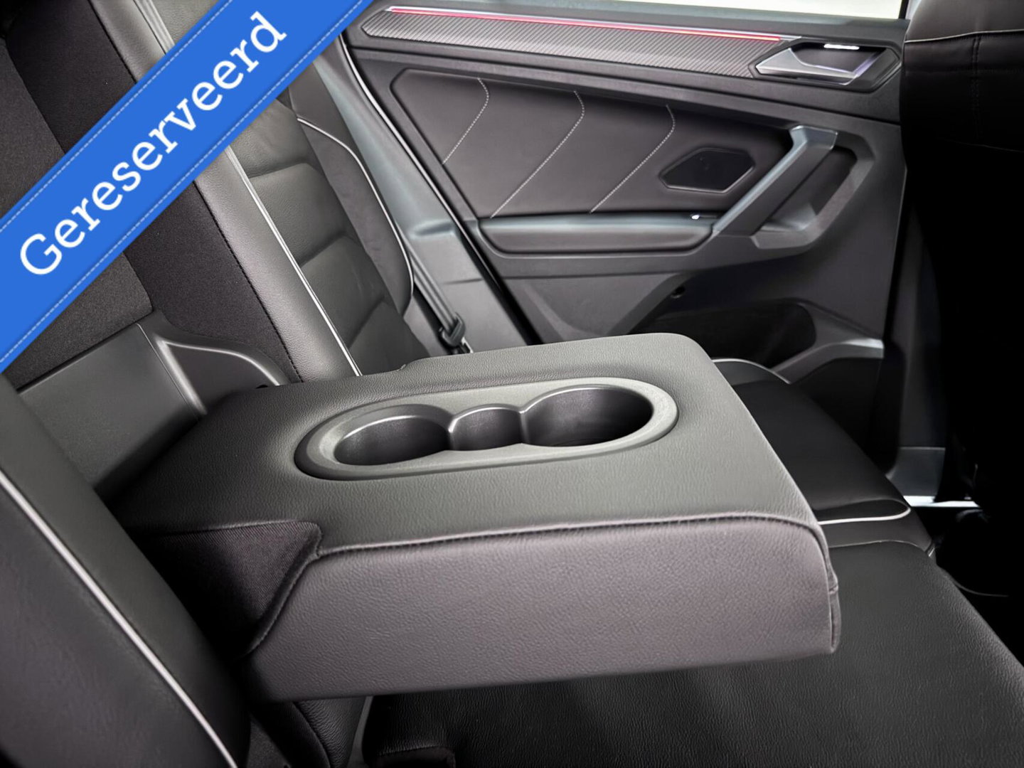 Volkswagen Tiguan 1.4 TSI eHybrid R-Line Pano Leer Sfeer Trekh. Carplay