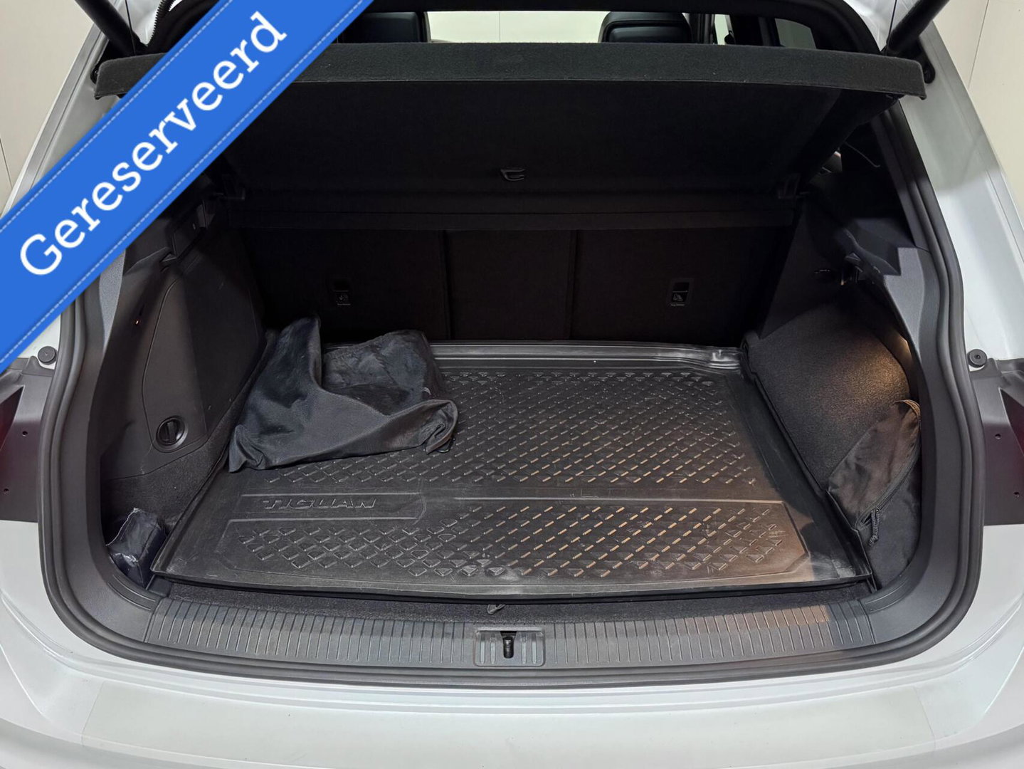 Volkswagen Tiguan 1.4 TSI eHybrid R-Line Pano Leer Sfeer Trekh. Carplay