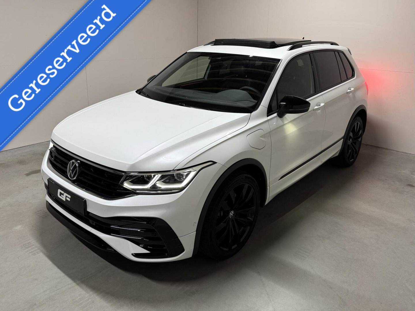 Volkswagen Tiguan 1.4 TSI eHybrid R-Line Pano Leer Sfeer Trekh. Carplay