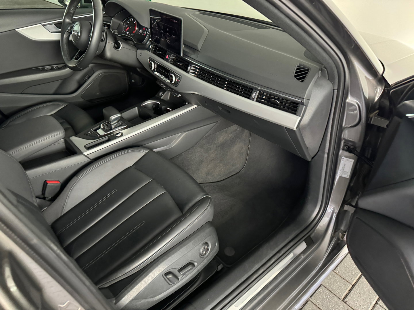 Audi A4 Avant 35 TFSI Launch edition Sport Memory|Leer|CarPlay