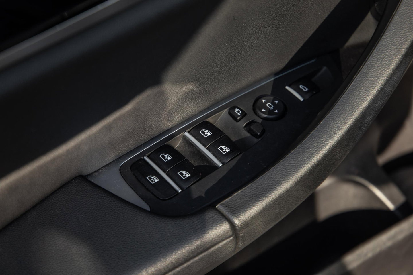BMW X3 xDrive30e Executive CARPLAY / STOELVERWARMING / DEALER ONDERHOUDEN / LEER