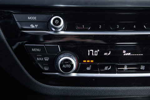 BMW X3 xDrive30e Executive CARPLAY / STOELVERWARMING / DEALER ONDERHOUDEN / LEER