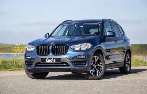 BMW X3 xDrive30e Executive BLACK LINE / PANORAMA DAK / CARPLAY / LEER / STOELVERWARMING / CAMERA