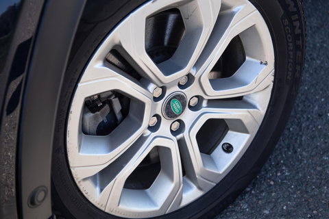 Land Rover Discovery Sport P300e 1.5 SE CARPLAY / TREKHAAK / CREME LEDER / DEALER ONDERHOUDEN / 360 CAMERA
