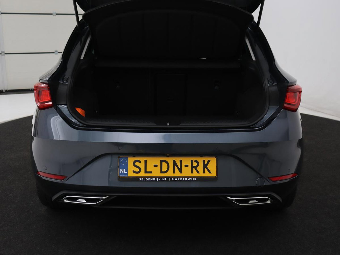 SEAT Leon 1.4 TSI eHybrid PHEV FR | SOH 91,2% | Stoelverwarming | Adaptive cruise | Carplay | Navigatie | Sfeerverlichting | Keyless | Stuurverwarming | Camera | 18'' | Full LED | Digital Cockpit | Plug In