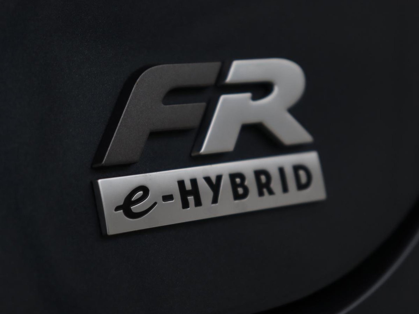 SEAT Leon 1.4 TSI eHybrid PHEV FR | SOH 91,2% | Stoelverwarming | Adaptive cruise | Carplay | Navigatie | Sfeerverlichting | Keyless | Stuurverwarming | Camera | 18'' | Full LED | Digital Cockpit | Plug In