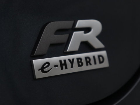 SEAT Leon 1.4 TSI eHybrid PHEV FR | SOH 91,2% | Stoelverwarming | Adaptive cruise | Carplay | Navigatie | Sfeerverlichting | Keyless | Stuurverwarming | Camera | 18'' | Full LED | Digital Cockpit | Plug In