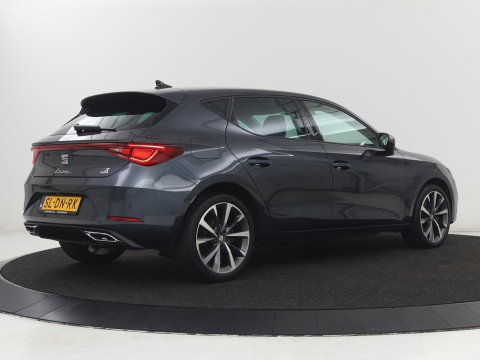 SEAT Leon 1.4 TSI eHybrid PHEV FR | SOH 91,2% | Stoelverwarming | Adaptive cruise | Carplay | Navigatie | Sfeerverlichting | Keyless | Stuurverwarming | Camera | 18'' | Full LED | Digital Cockpit | Plug In