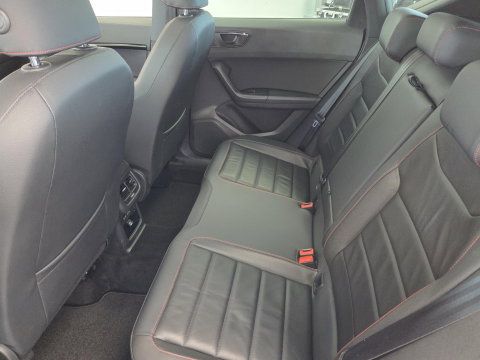 SEAT Ateca 1.5 TSI FR Business Intense Panoramadak Trekhaak Elektrisch Leder interieur