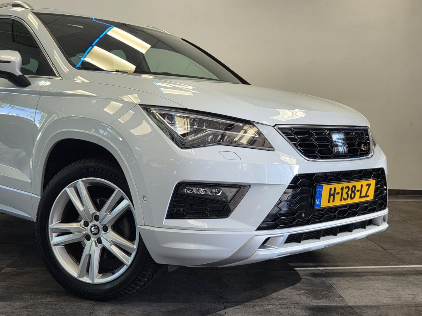 SEAT Ateca 1.5 TSI FR Business Intense Panoramadak Trekhaak Elektrisch Leder interieur