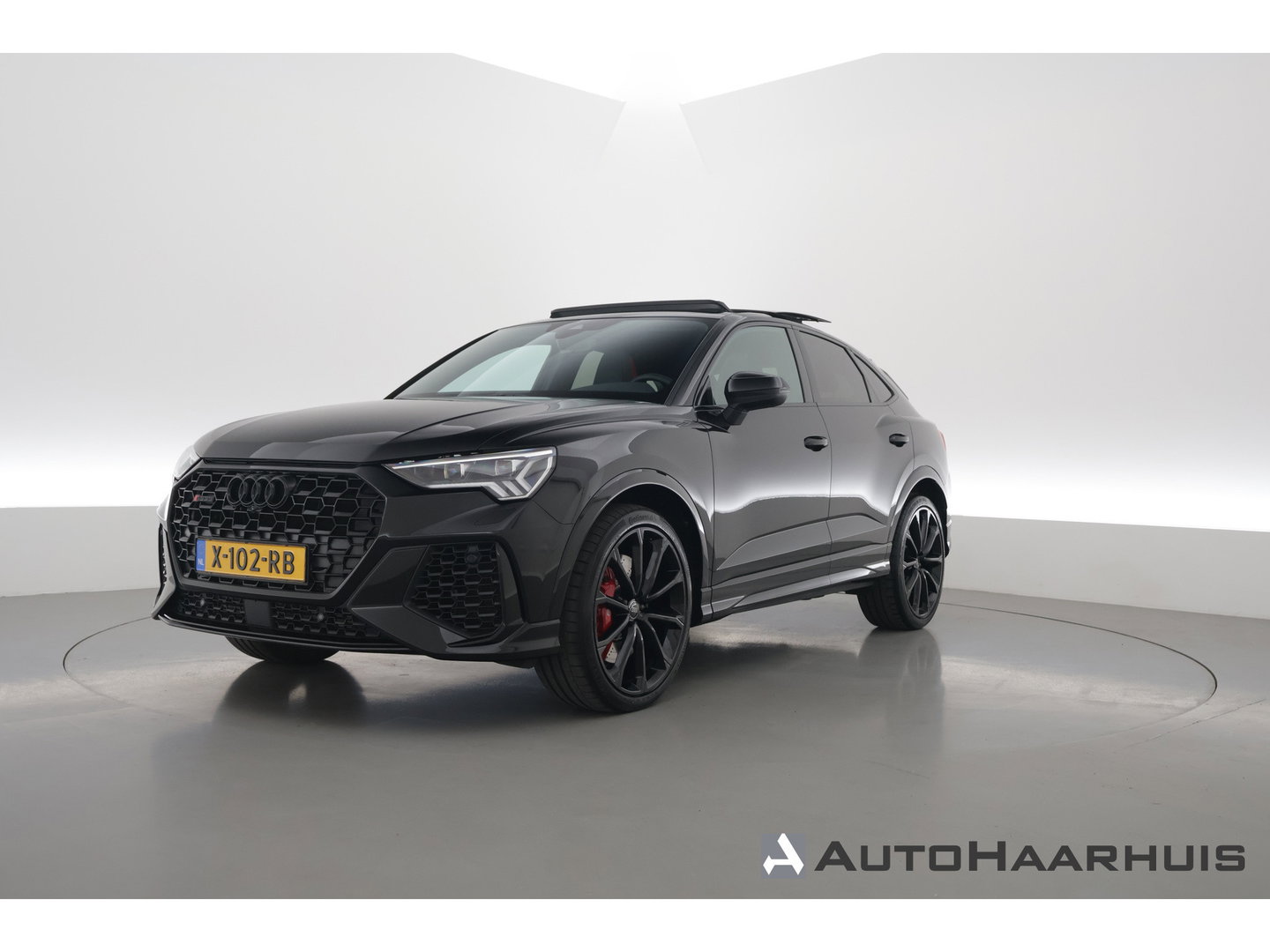 Audi RS Q3 Sportback 2.5 TFSI | Pano | RS Seats | RS Sportuitlaat | Matrix LED | Sonos | Full Black | 21'' | ACC | Keyless | Camera | X