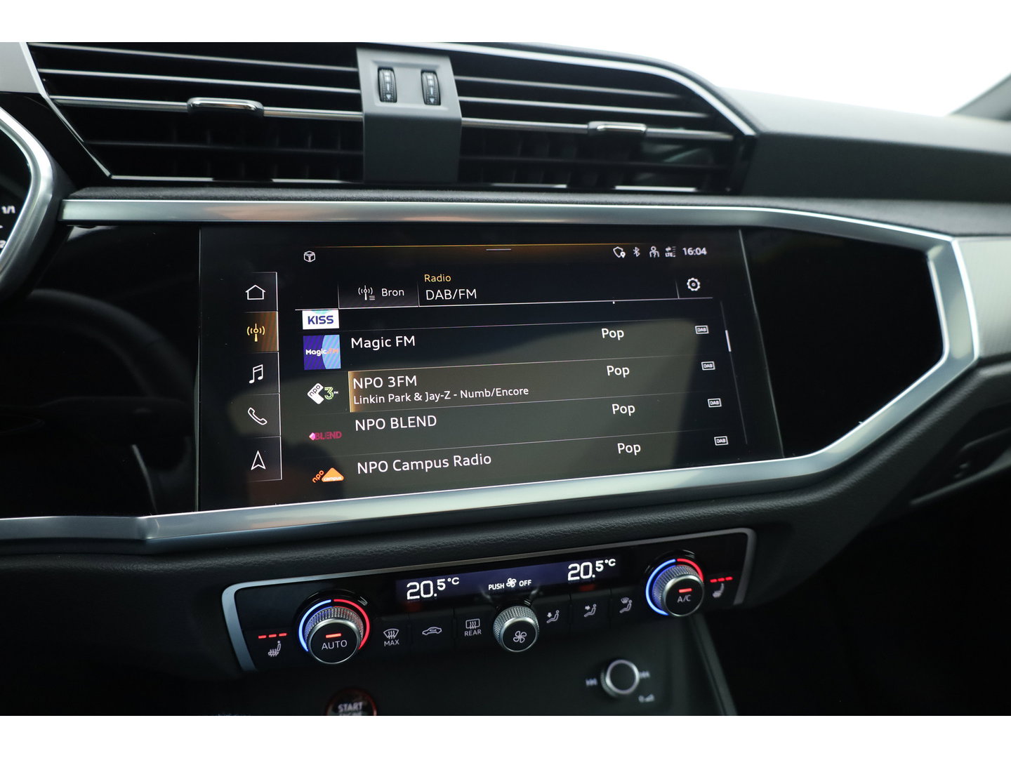 Audi RS Q3 Sportback 2.5 TFSI | Pano | RS Seats | RS Sportuitlaat | Matrix LED | Sonos | Full Black | 21'' | ACC | Keyless | Camera | X