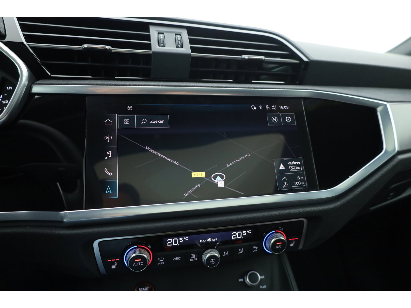 Audi RS Q3 Sportback 2.5 TFSI | Pano | RS Seats | RS Sportuitlaat | Matrix LED | Sonos | Full Black | 21'' | ACC | Keyless | Camera | X