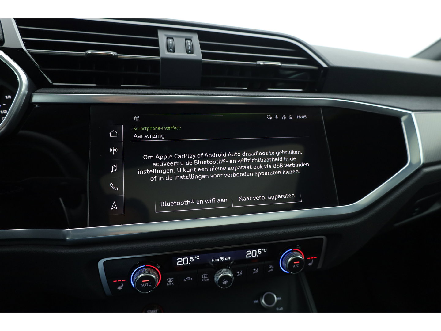 Audi RS Q3 Sportback 2.5 TFSI | Pano | RS Seats | RS Sportuitlaat | Matrix LED | Sonos | Full Black | 21'' | ACC | Keyless | Camera | X