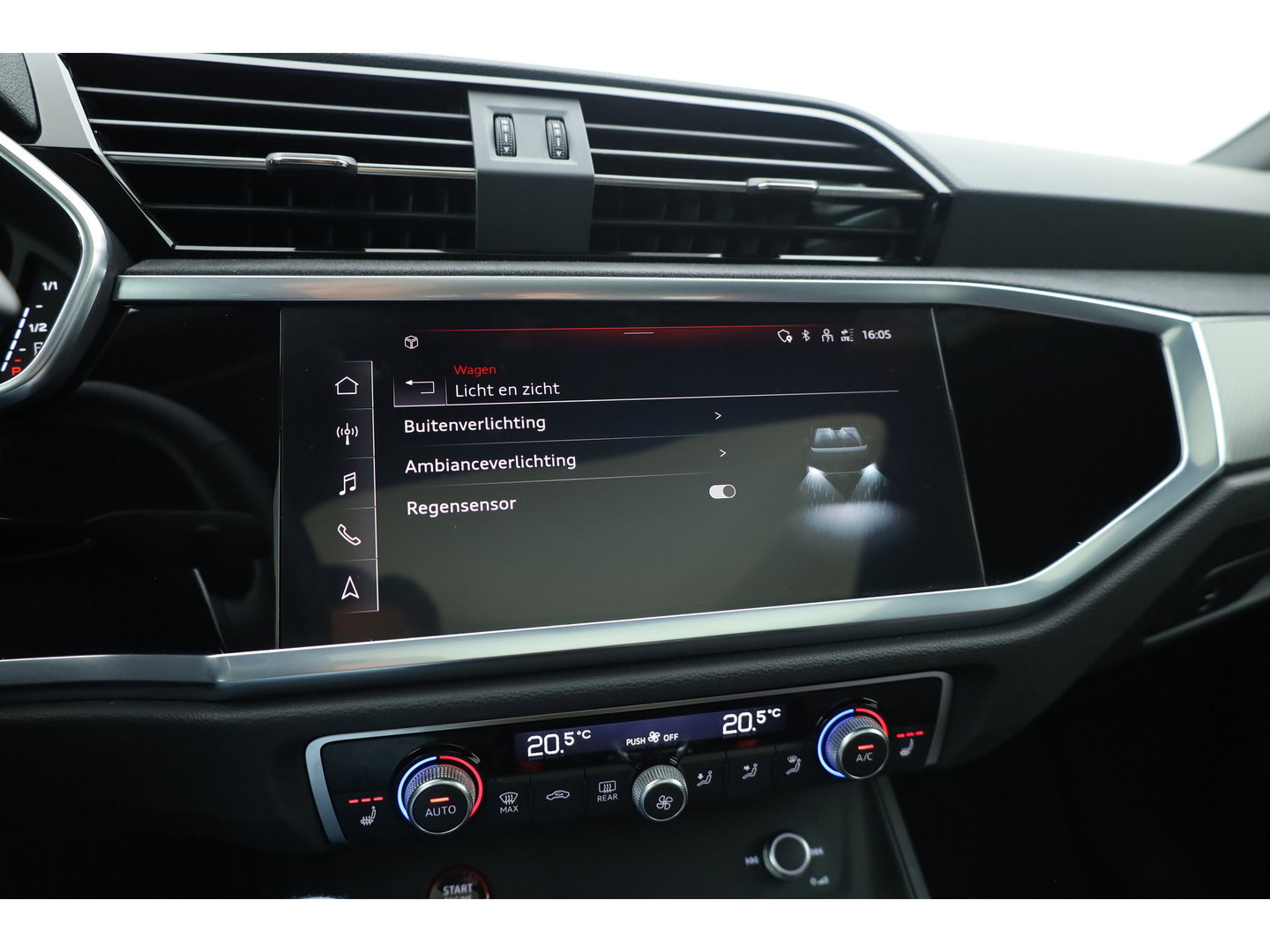 Audi RS Q3 Sportback 2.5 TFSI | Pano | RS Seats | RS Sportuitlaat | Matrix LED | Sonos | Full Black | 21'' | ACC | Keyless | Camera | X