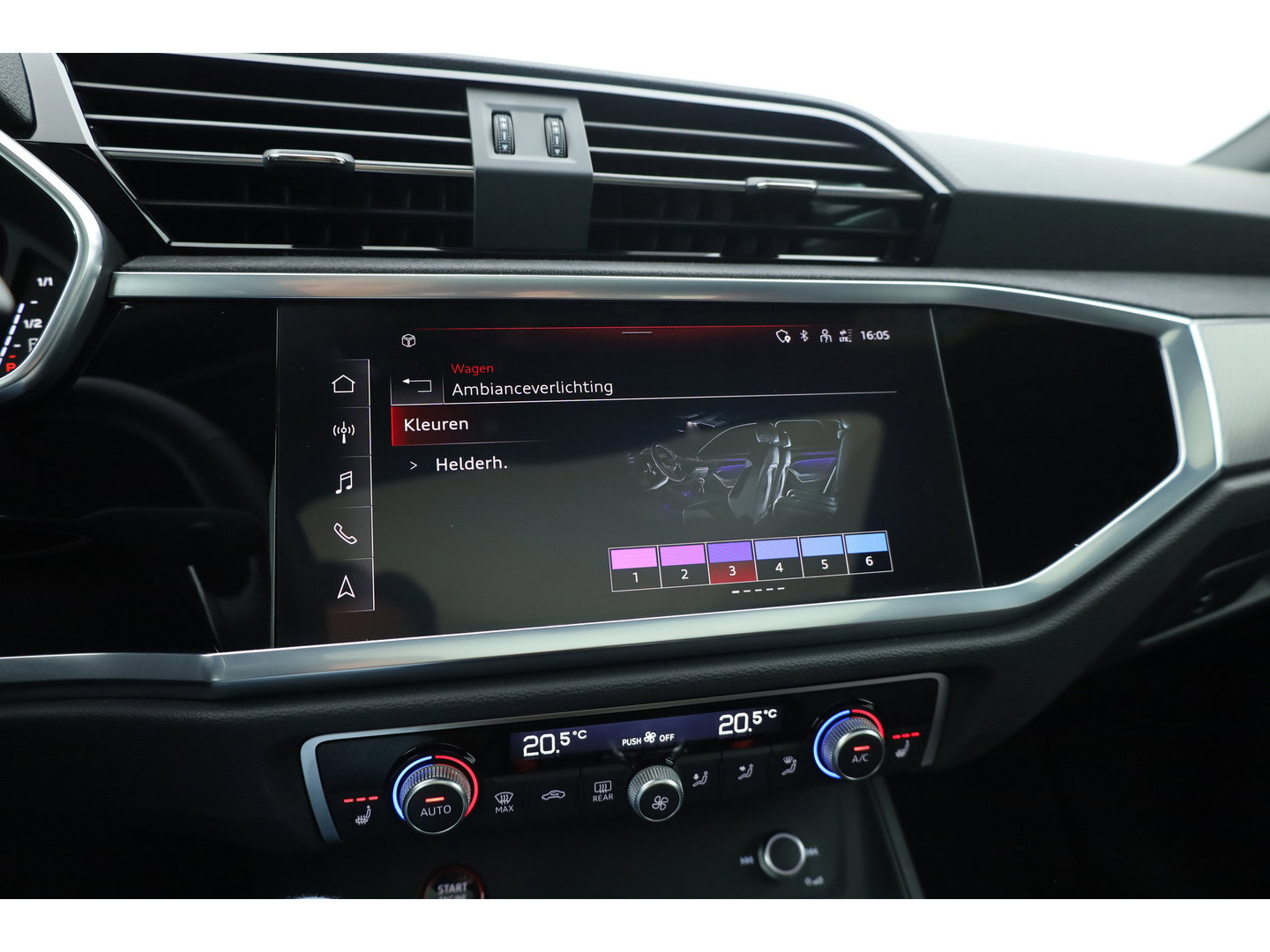 Audi RS Q3 Sportback 2.5 TFSI | Pano | RS Seats | RS Sportuitlaat | Matrix LED | Sonos | Full Black | 21'' | ACC | Keyless | Camera | X