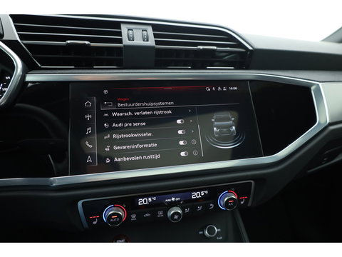 Audi RS Q3 Sportback 2.5 TFSI | Pano | RS Seats | RS Sportuitlaat | Matrix LED | Sonos | Full Black | 21'' | ACC | Keyless | Camera | X