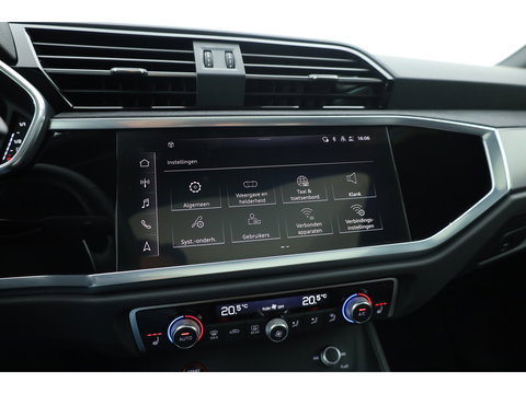 Audi RS Q3 Sportback 2.5 TFSI | Pano | RS Seats | RS Sportuitlaat | Matrix LED | Sonos | Full Black | 21'' | ACC | Keyless | Camera | X