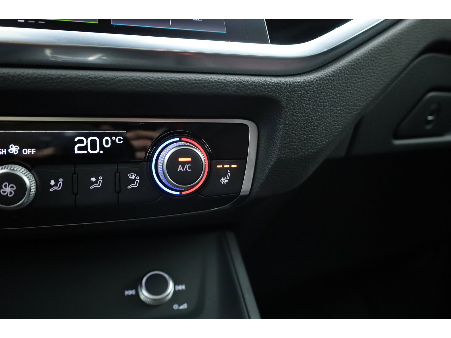 Audi RS Q3 Sportback 2.5 TFSI | Pano | RS Seats | RS Sportuitlaat | Matrix LED | Sonos | Full Black | 21'' | ACC | Keyless | Camera | X