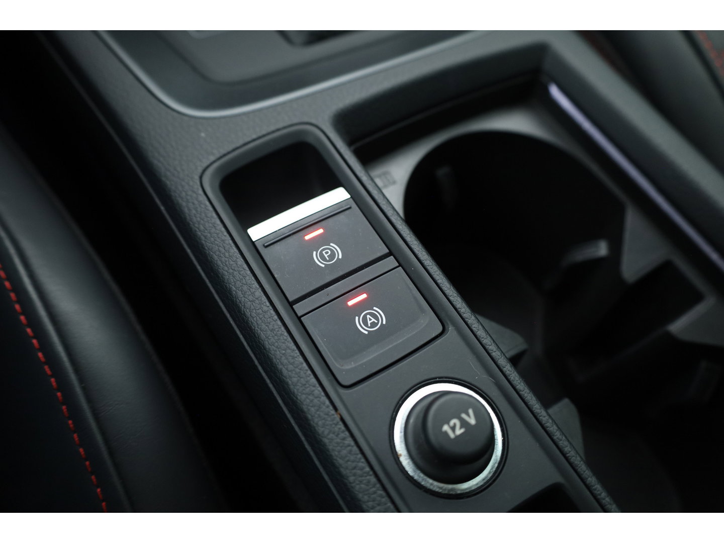Audi RS Q3 Sportback 2.5 TFSI | Pano | RS Seats | RS Sportuitlaat | Matrix LED | Sonos | Full Black | 21'' | ACC | Keyless | Camera | X