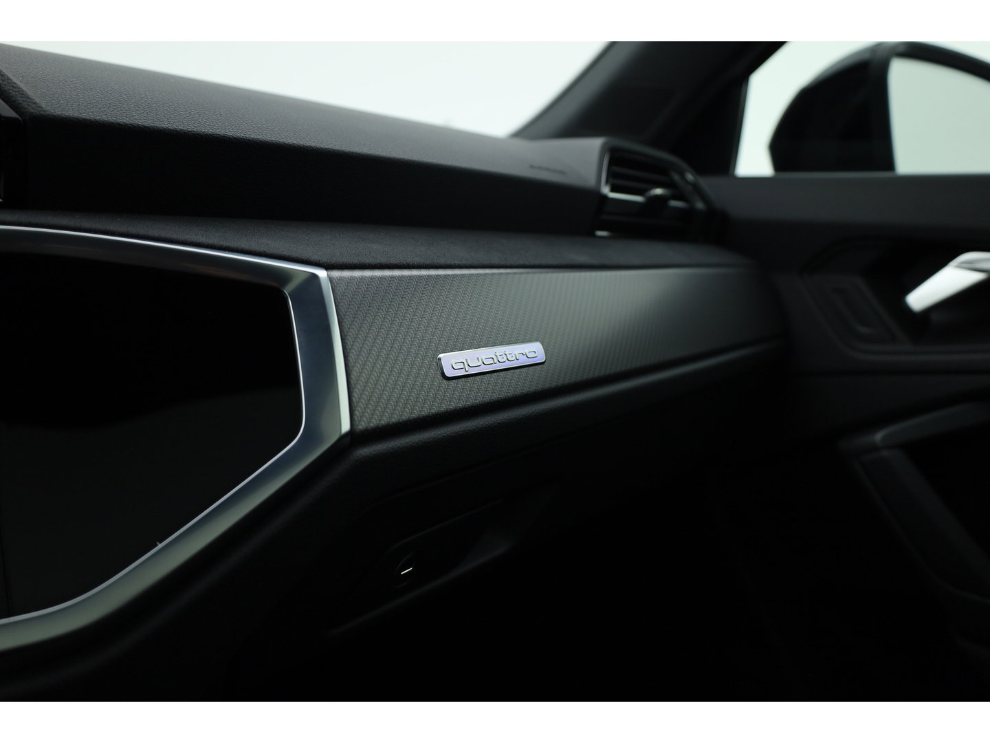Audi RS Q3 Sportback 2.5 TFSI | Pano | RS Seats | RS Sportuitlaat | Matrix LED | Sonos | Full Black | 21'' | ACC | Keyless | Camera | X