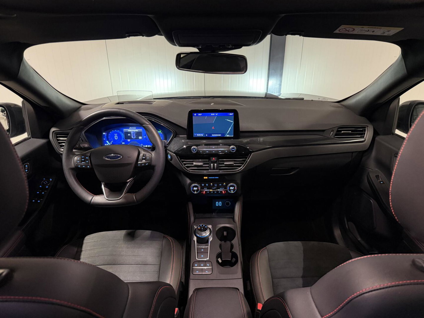 Ford Kuga 2.5 PHEV ST-Line X Pano Trekhaak B&O Camera Winter