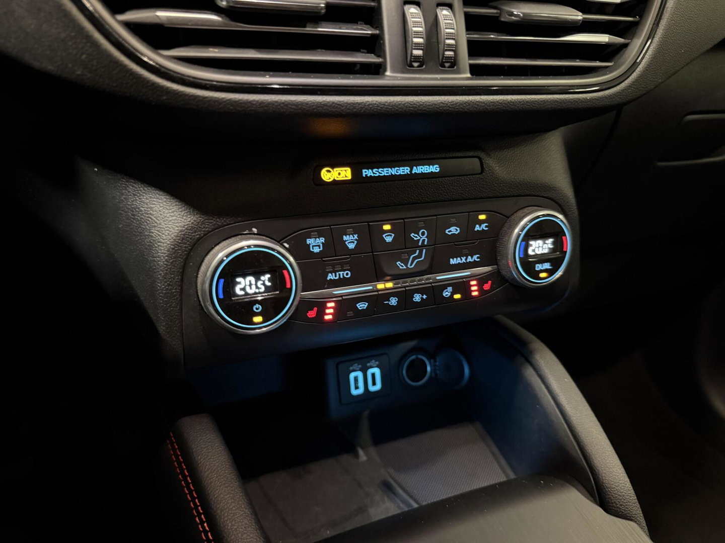 Ford Kuga 2.5 PHEV ST-Line X Pano Trekhaak B&O Camera Winter