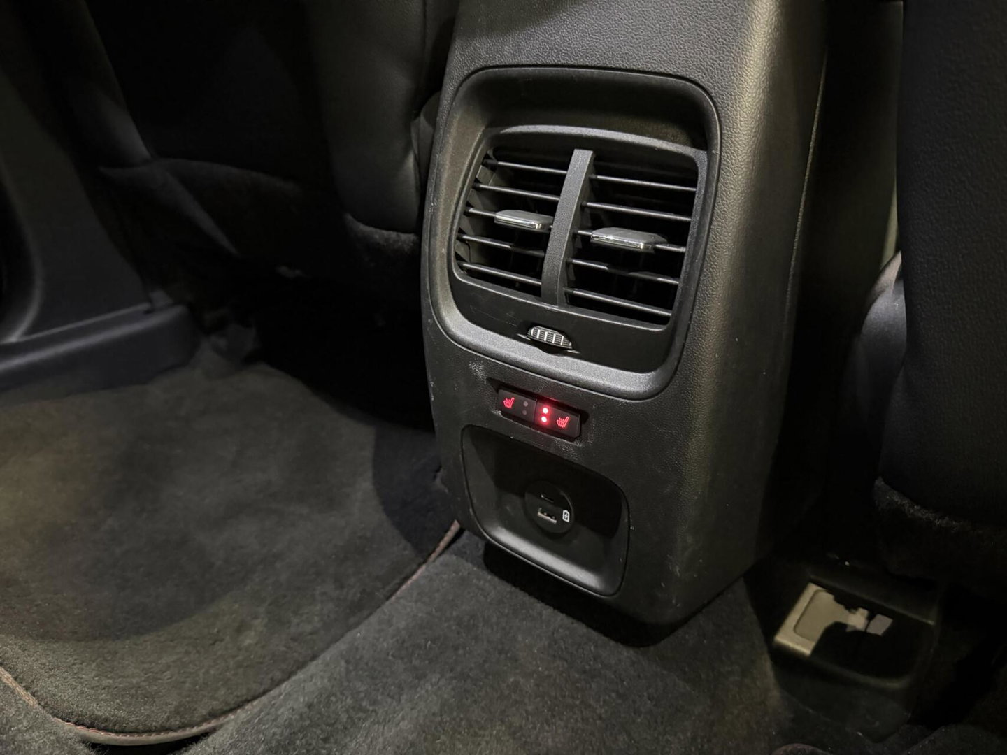 Ford Kuga 2.5 PHEV ST-Line X Pano Trekhaak B&O Camera Winter