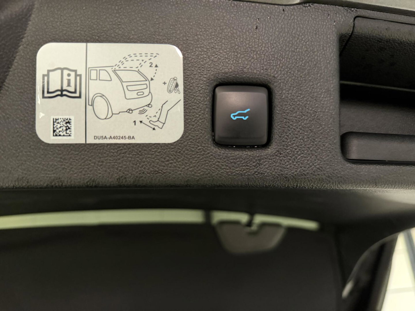 Ford Kuga 2.5 PHEV ST-Line X Pano Trekhaak B&O Camera Winter