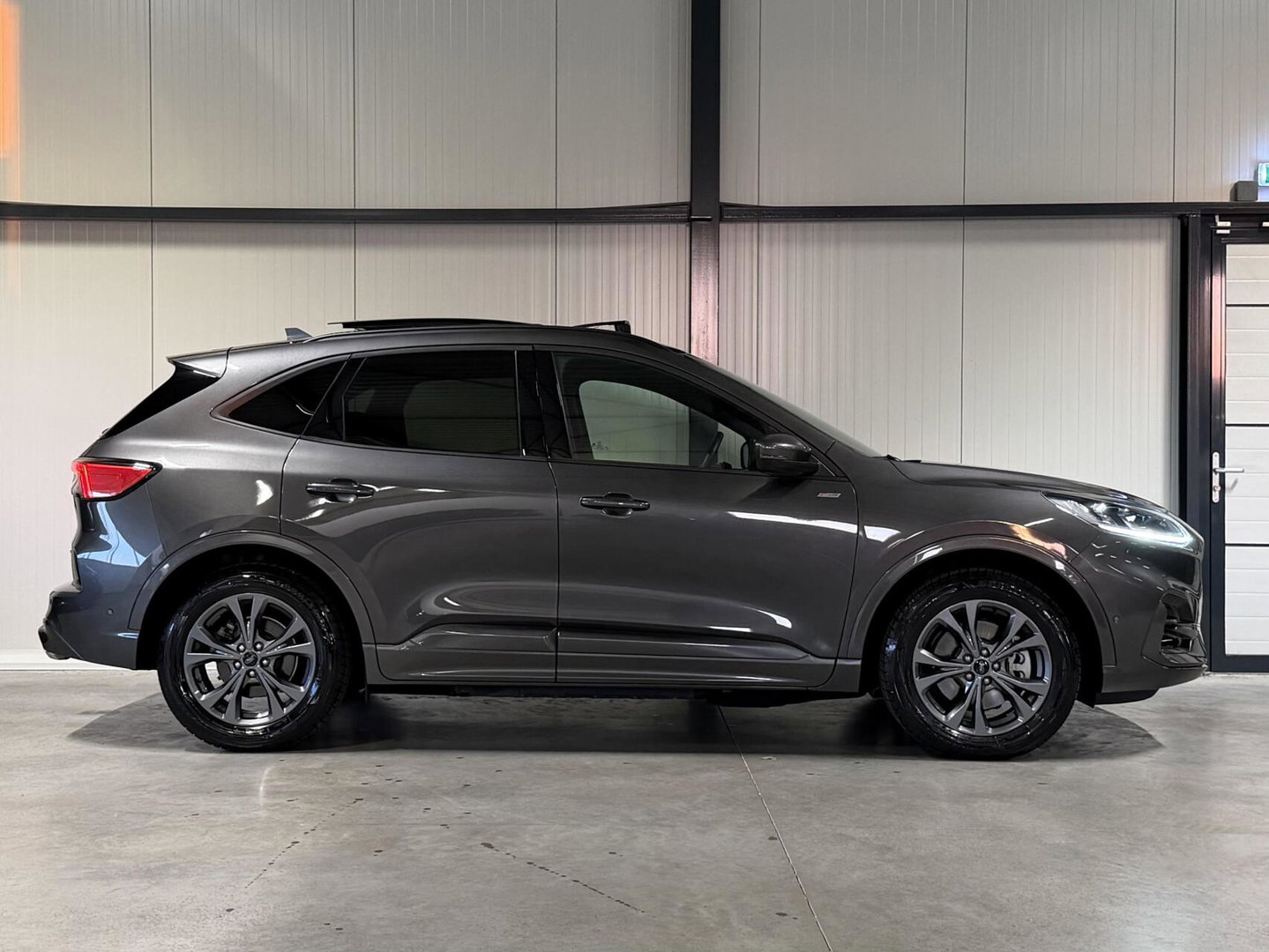 Ford Kuga 2.5 PHEV ST-Line X Pano Trekhaak B&O Camera Winter
