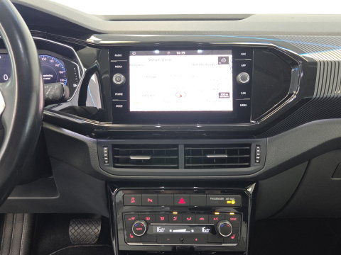 Volkswagen T-Cross 1.0 TSI Style Business R VCP Stoelverwarming Navigatie 24 Maanden garantie* (Vraag naar de voorwaarden)