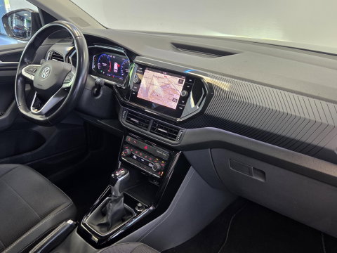 Volkswagen T-Cross 1.0 TSI Style Business R VCP Stoelverwarming Navigatie 24 Maanden garantie* (Vraag naar de voorwaarden)