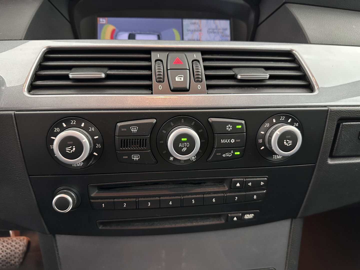 BMW 5 Serie Touring 525i Aut. *LEATHER | XENON | MEMORY-PACK | HEATED-SPORTSEATS | HIFI-SOUND | ECC | PDC | CRUISE | TOWBAR | 17''ALU*
