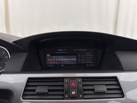 BMW 5 Serie Touring 525i Aut. *LEATHER | XENON | MEMORY-PACK | HEATED-SPORTSEATS | HIFI-SOUND | ECC | PDC | CRUISE | TOWBAR | 17''ALU*