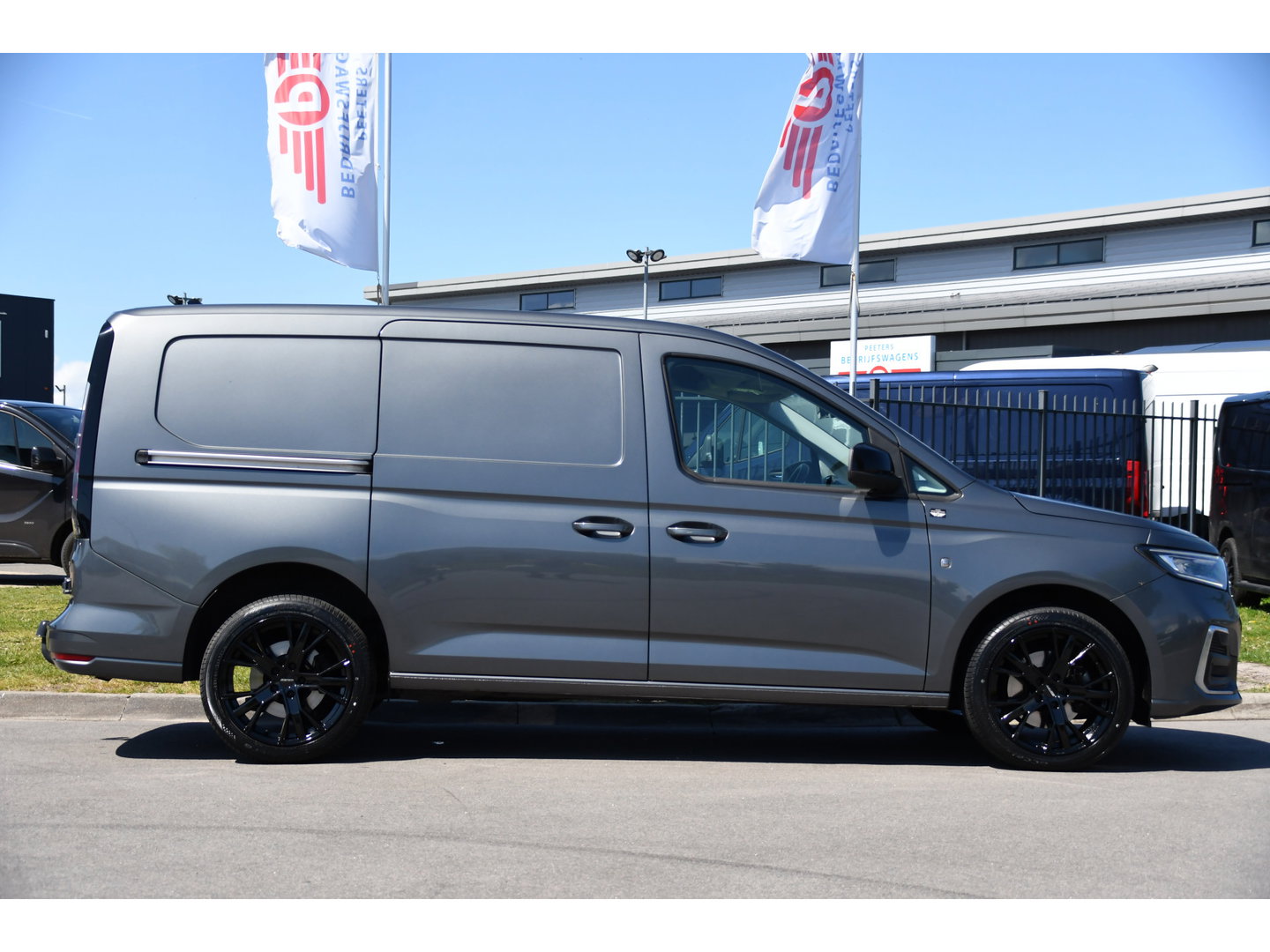 Ford Transit Connect 2.0 EcoBlue L2 Limited PB Edition Full options! Camera, Cruise, Virtual,  Carplay, 122pk, Automaat, Leder, Stuurverwarming, Trekhaak, Uniek!
