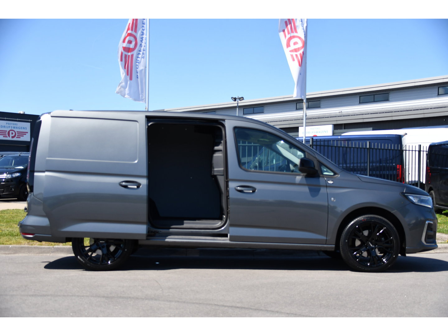 Ford Transit Connect 2.0 EcoBlue L2 Limited PB Edition Full options! Camera, Cruise, Virtual,  Carplay, 122pk, Automaat, Leder, Stuurverwarming, Trekhaak, Uniek!