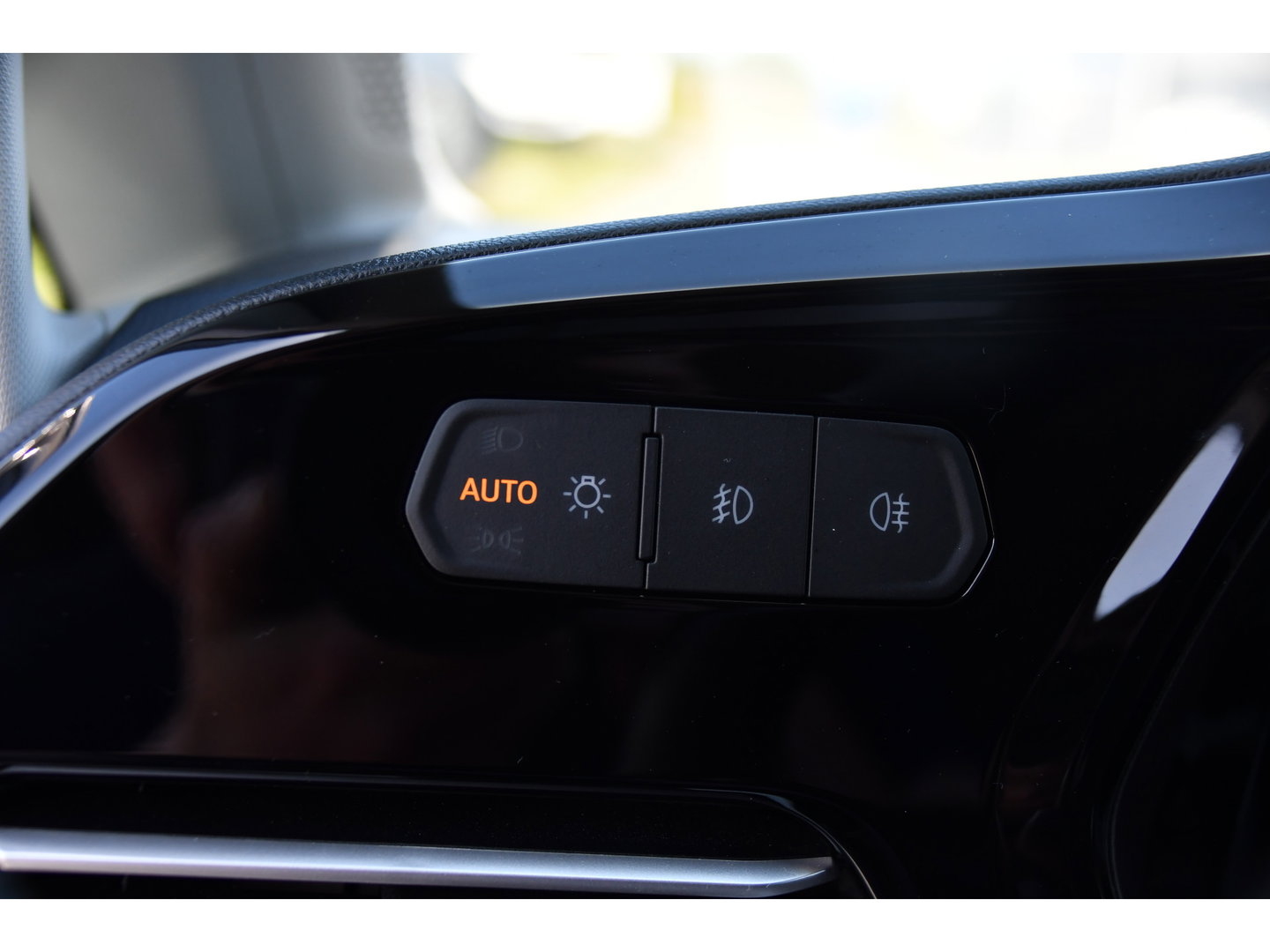 Ford Transit Connect 2.0 EcoBlue L2 Limited PB Edition Full options! Camera, Cruise, Virtual,  Carplay, 122pk, Automaat, Leder, Stuurverwarming, Trekhaak, Uniek!