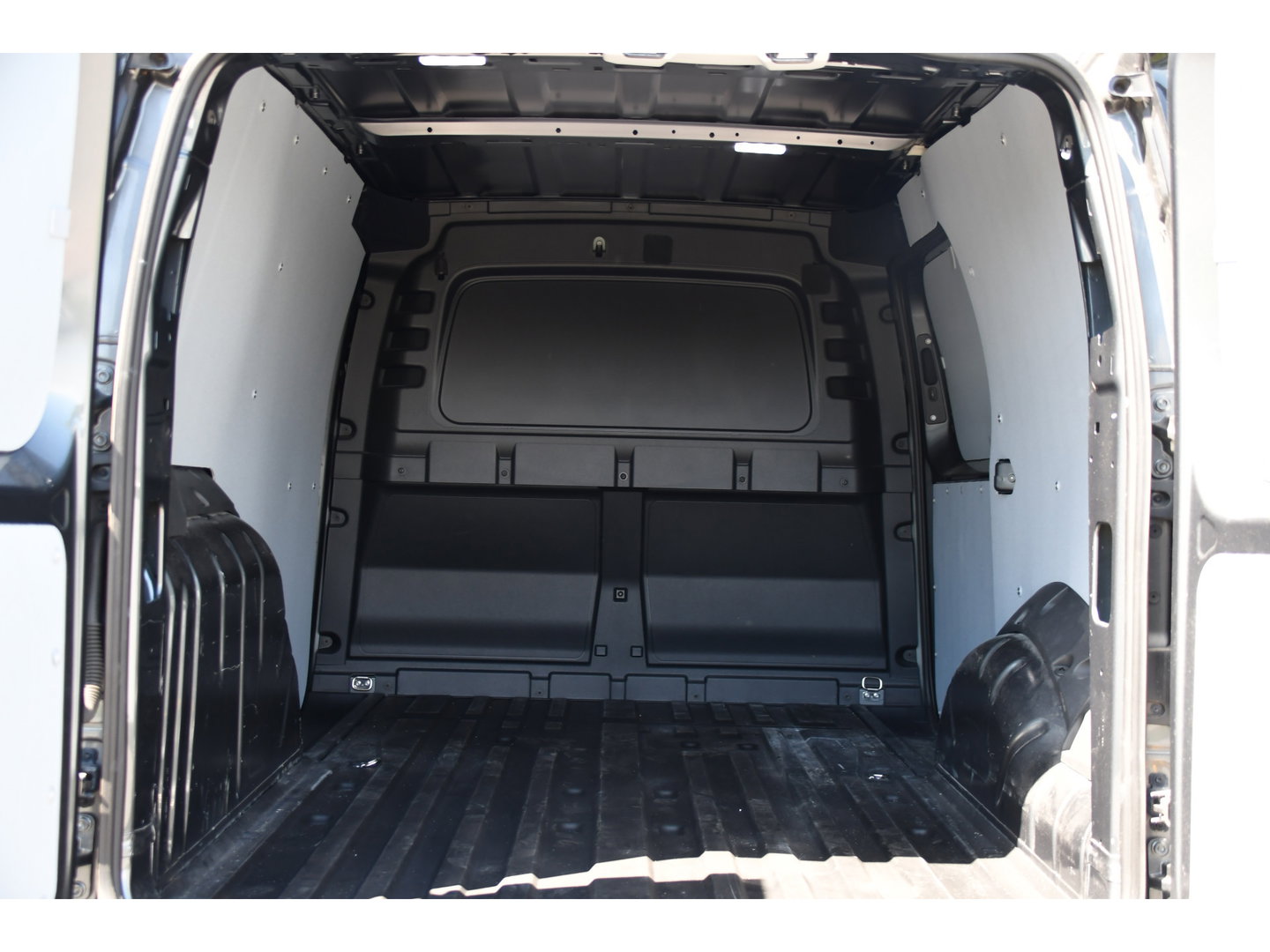 Ford Transit Connect 2.0 EcoBlue L2 Limited PB Edition Full options! Camera, Cruise, Virtual,  Carplay, 122pk, Automaat, Leder, Stuurverwarming, Trekhaak, Uniek!