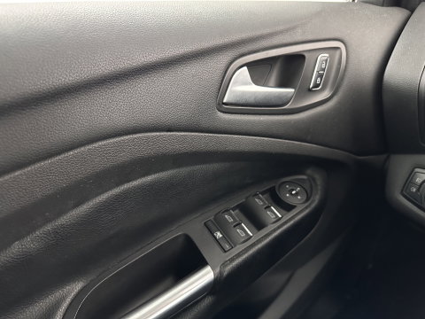 Ford C-MAX 2.0 Hybrid Titanium Plus (Plug-In) Aut. *PANO | LEATHER | NAVI-FULLMAP | KEYLESS | CAMERA | HEATED-COMFORTSEATS | ECC | FORD-SYNC | PDC | 17"ALU*