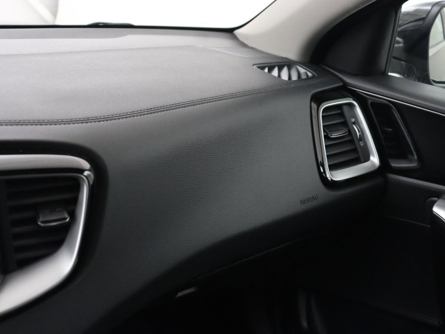 Kia Xceed 1.6 GDi PHEV DynamicLine | Carplay | Keyless | Half leder | Navigatie | Full LED | Parkeerhulp | Climate control | Bluetooth | Cruise control | Plug In