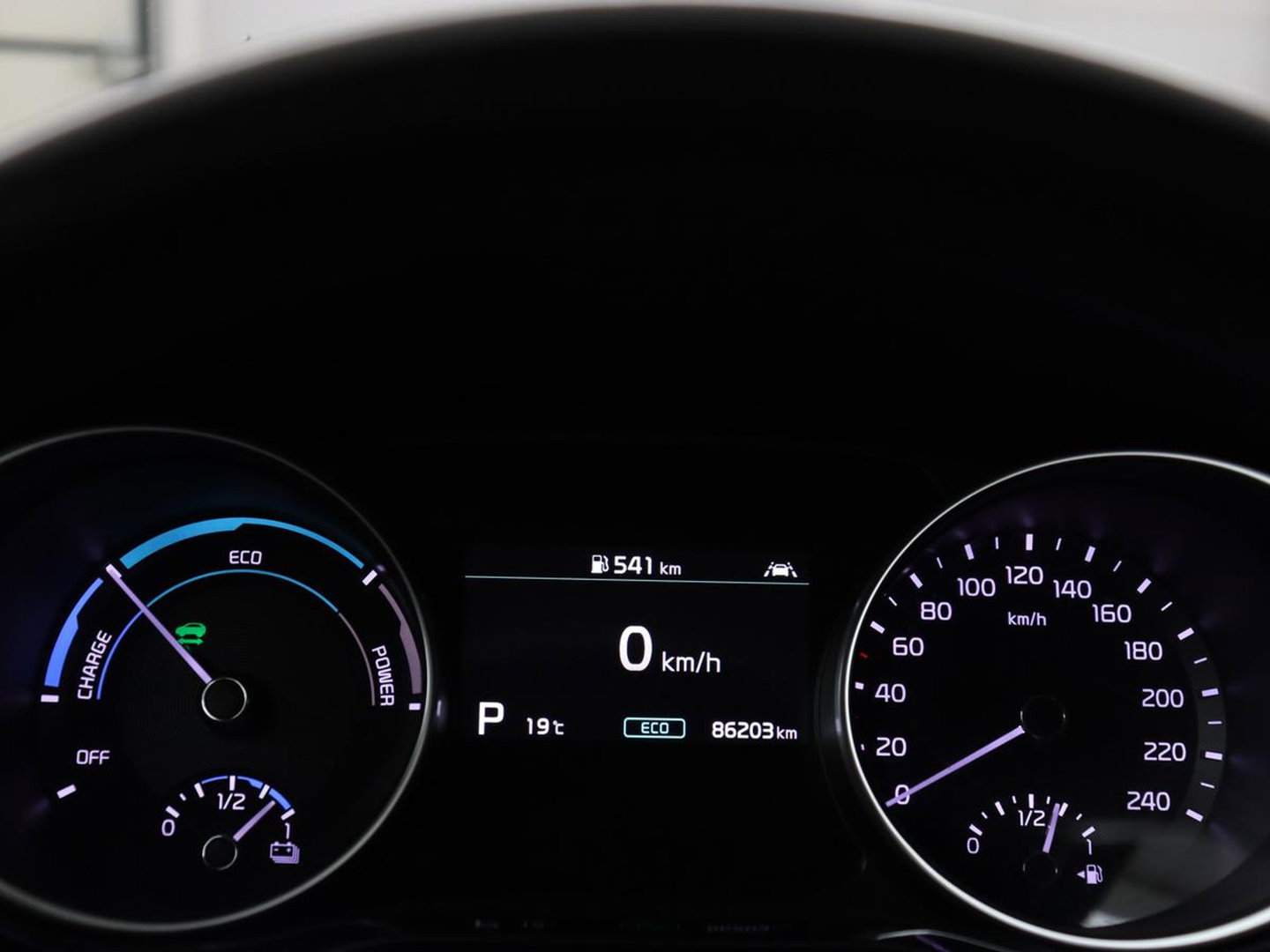 Kia Xceed 1.6 GDi PHEV DynamicLine | Carplay | Keyless | Half leder | Navigatie | Full LED | Parkeerhulp | Climate control | Bluetooth | Cruise control | Plug In