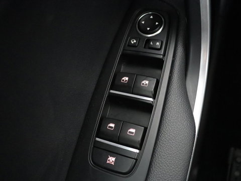 Kia Xceed 1.6 GDi PHEV DynamicLine | Carplay | Keyless | Half leder | Navigatie | Full LED | Parkeerhulp | Climate control | Bluetooth | Cruise control | Plug In