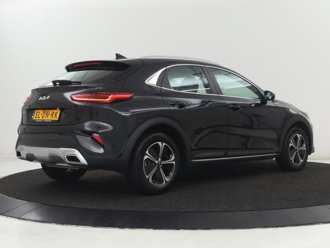 Kia Xceed 1.6 GDi PHEV DynamicLine | Carplay | Keyless | Half leder | Navigatie | Full LED | Parkeerhulp | Climate control | Bluetooth | Cruise control | Plug In