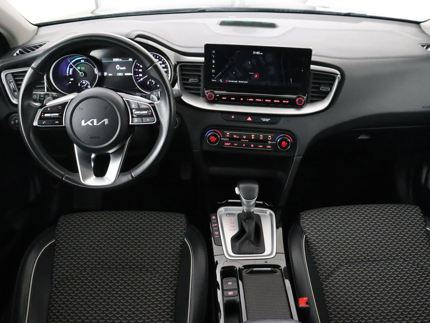 Kia Xceed 1.6 GDi PHEV DynamicLine | Carplay | Keyless | Half leder | Navigatie | Full LED | Parkeerhulp | Climate control | Bluetooth | Cruise control | Plug In