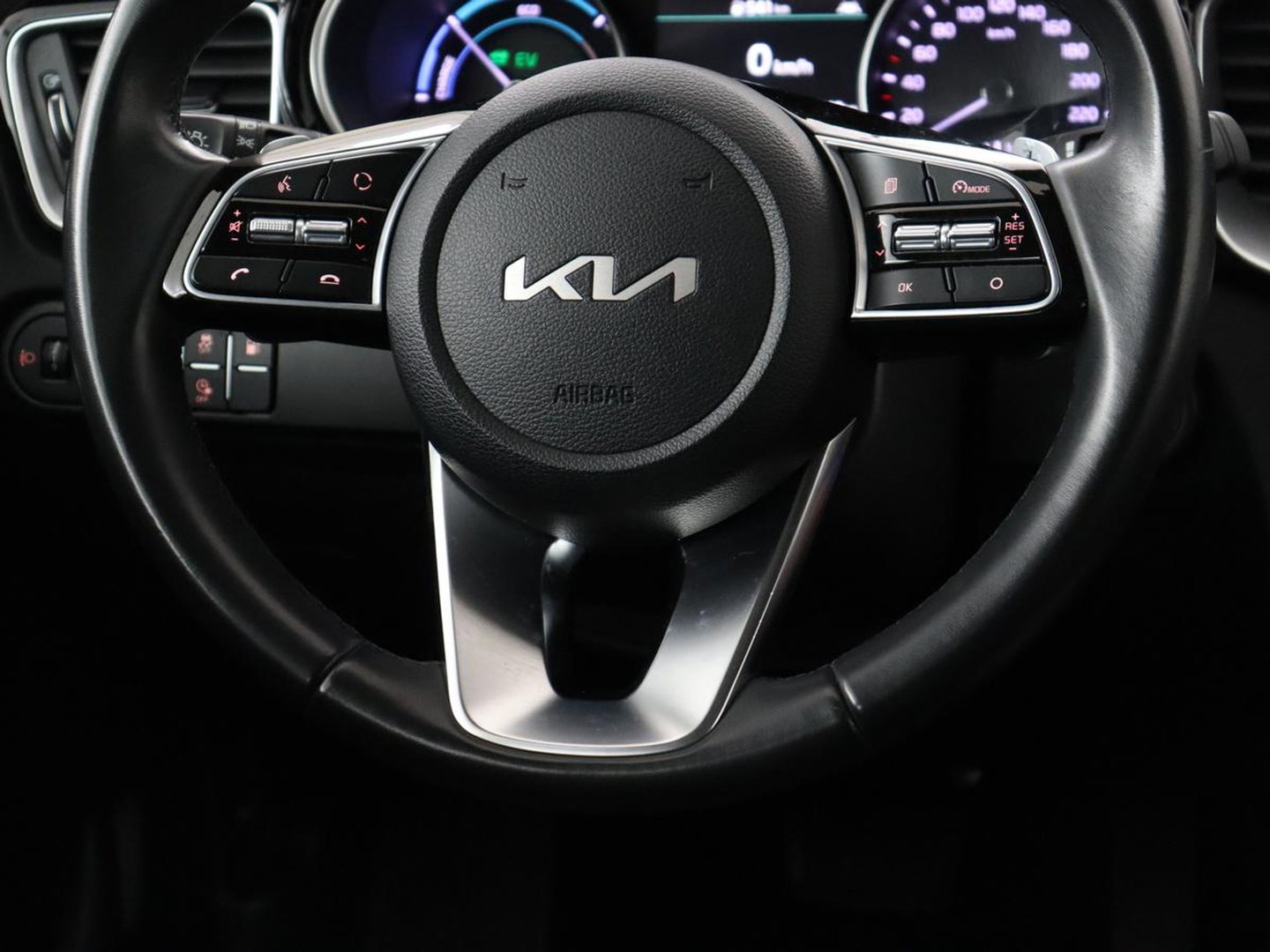 Kia Xceed 1.6 GDi PHEV DynamicLine | Carplay | Keyless | Half leder | Navigatie | Full LED | Parkeerhulp | Climate control | Bluetooth | Cruise control | Plug In