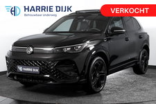 Volkswagen Tiguan - 1.5 eHybrid 272 PK R-Line | Black Style | Elek. Trekhaak | S/K-panodak | Adapt. Cruise | Stoel-+stuurverw. | App. Connect | Camera | PDC | LM 20" | 8069