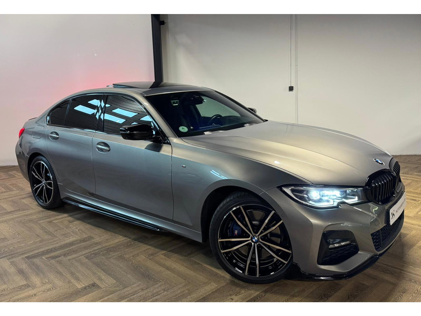 BMW 3-serie 330e M-PAKKET PANO KEYLESS CAM