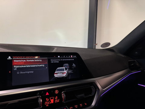 BMW 3-serie 330e M-PAKKET PANO KEYLESS CAM