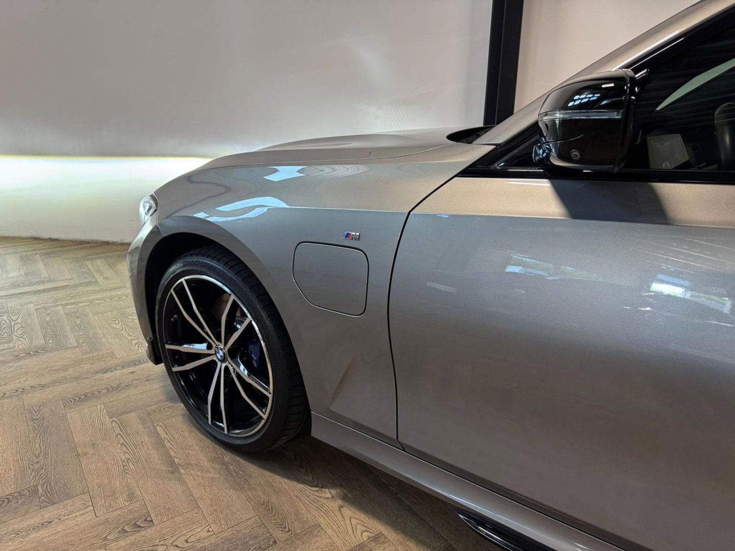 BMW 3-serie 330e M-PAKKET PANO KEYLESS CAM